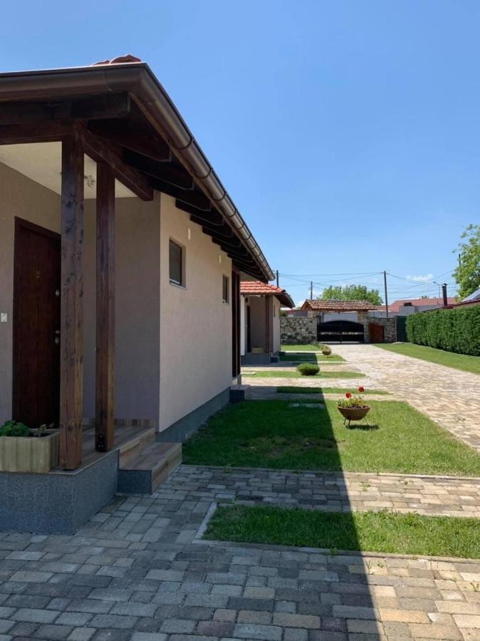 Konak Nestor Bungalows Skopje Extérieur photo