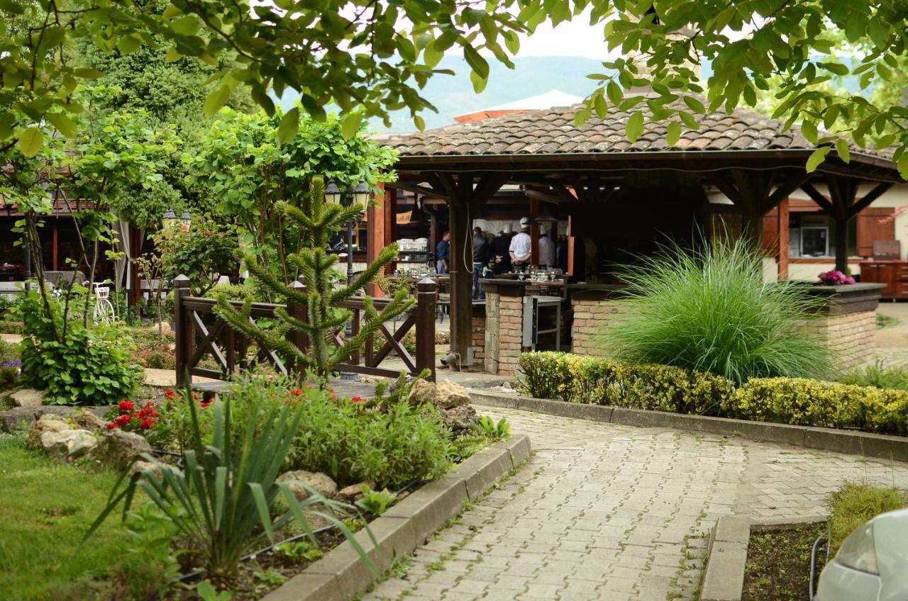 Konak Nestor Bungalows Skopje Extérieur photo